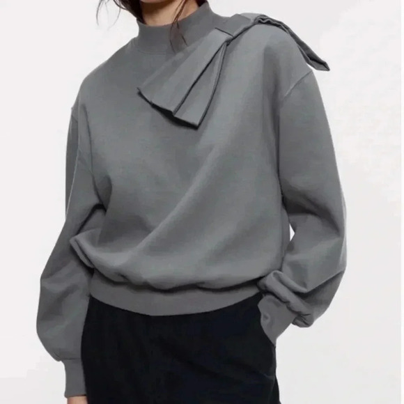 ZARA OVERSIZED BOW PULLOVER DETAIL SWEATER CLASSY - Picture 1 of 12
